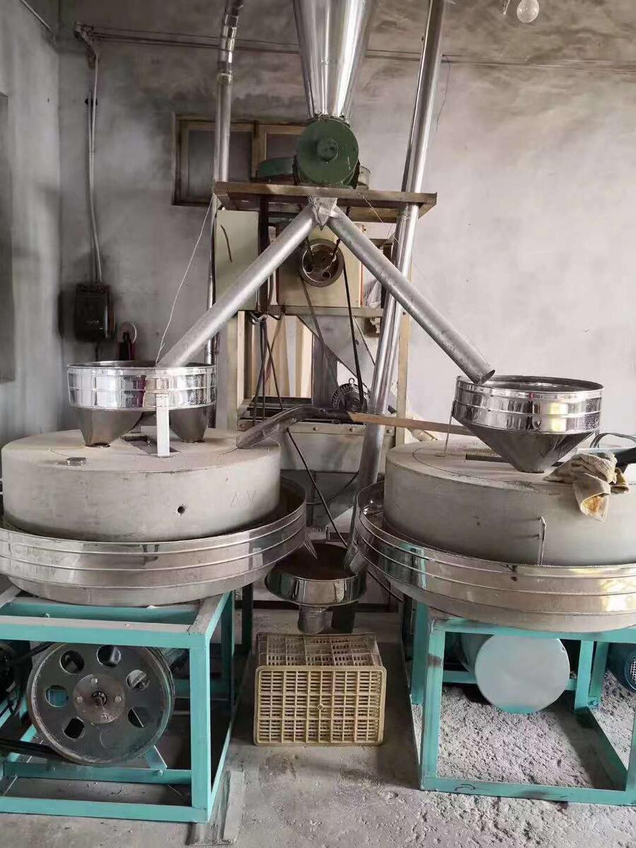  面粉石磨机桂林资源优质小型电动石磨机,